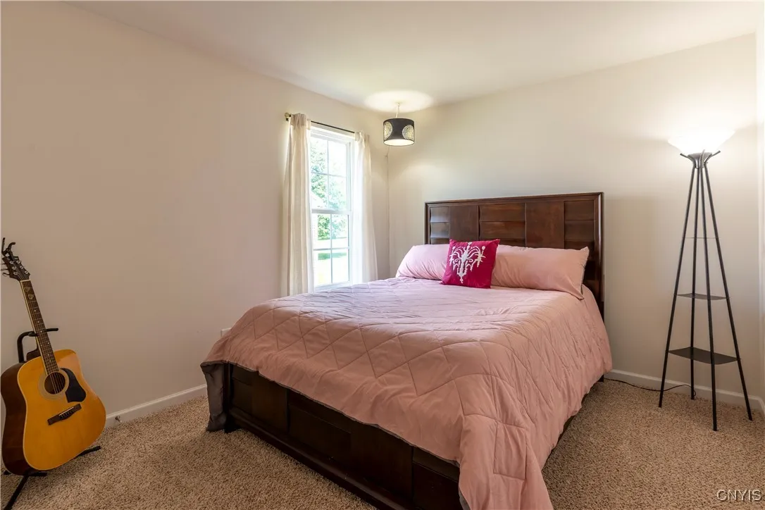 107 Shire Way, Camillus, New York 13031, Camillus, New York 13031, 3 Bedrooms Bedrooms, 8 Rooms Rooms,2 BathroomsBathrooms,Residential,For Sale,107 Shire Way, Camillus, New York 13031,S1618484