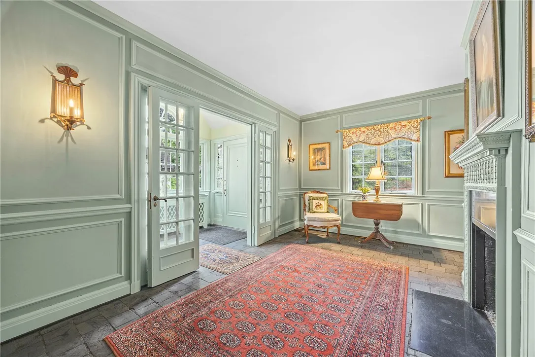 2 Buckingham Street, Rochester, New York 14607, Rochester, New York 14607, 5 Bedrooms Bedrooms, 10 Rooms Rooms,3 BathroomsBathrooms,Residential,For Sale,2 Buckingham Street, Rochester, New York 14607,R1607952
