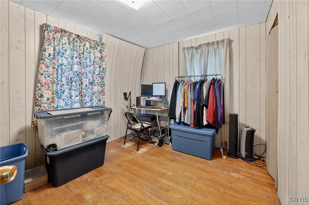117 Edden Lane, Clay, New York 13212, Clay, New York 13212, 4 Bedrooms Bedrooms, 7 Rooms Rooms,1 BathroomBathrooms,Residential,For Sale,117 Edden Lane, Clay, New York 13212,S1623406