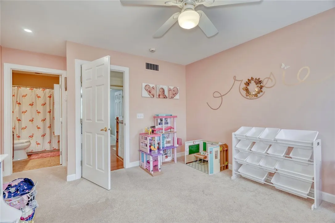 7650 Pine Tree Drive, Victor, New York 14564, Victor, New York 14564, 5 Bedrooms Bedrooms, 12 Rooms Rooms,4 BathroomsBathrooms,Residential,For Sale,7650 Pine Tree Drive, Victor, New York 14564,R1623351