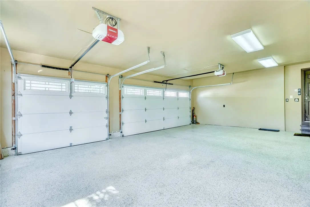 7650 Pine Tree Drive, Victor, New York 14564, Victor, New York 14564, 5 Bedrooms Bedrooms, 12 Rooms Rooms,4 BathroomsBathrooms,Residential,For Sale,7650 Pine Tree Drive, Victor, New York 14564,R1623351