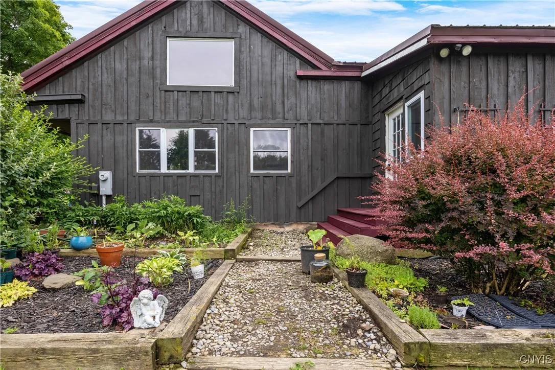 965 Vincent Corners Road, Fabius, New York 13063, Fabius, New York 13063, 3 Bedrooms Bedrooms, 9 Rooms Rooms,2 BathroomsBathrooms,Residential,For Sale,965 Vincent Corners Road, Fabius, New York 13063,S1622653