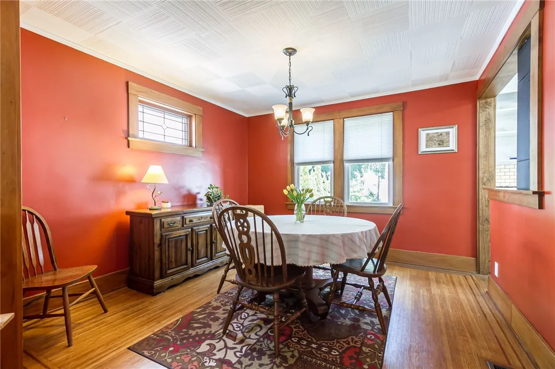 118 Illinois Street, Rochester, New York 14609, Rochester, New York 14609, 3 Bedrooms Bedrooms, 8 Rooms Rooms,2 BathroomsBathrooms,Residential,For Sale,118 Illinois Street, Rochester, New York 14609,R1622480