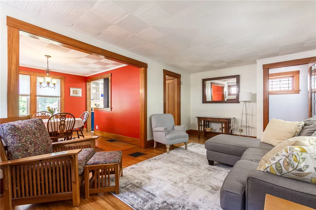 118 Illinois Street, Rochester, New York 14609, Rochester, New York 14609, 3 Bedrooms Bedrooms, 8 Rooms Rooms,2 BathroomsBathrooms,Residential,For Sale,118 Illinois Street, Rochester, New York 14609,R1622480