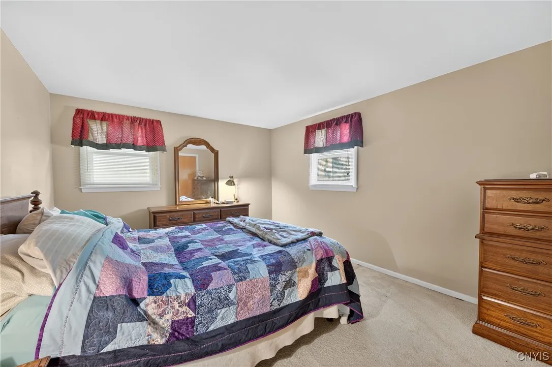 4252 Vega Course, Clay, New York 13090, Clay, New York 13090, 3 Bedrooms Bedrooms, 9 Rooms Rooms,1 BathroomBathrooms,Residential,For Sale,4252 Vega Course, Clay, New York 13090,S1623179