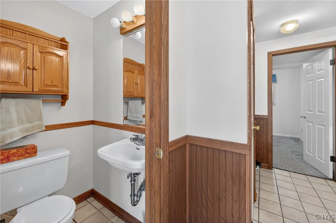 4252 Vega Course, Clay, New York 13090, Clay, New York 13090, 3 Bedrooms Bedrooms, 9 Rooms Rooms,1 BathroomBathrooms,Residential,For Sale,4252 Vega Course, Clay, New York 13090,S1623179