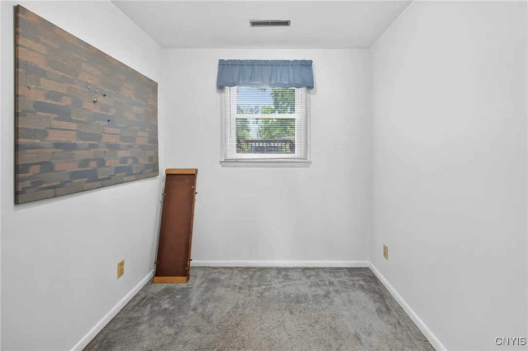 4252 Vega Course, Clay, New York 13090, Clay, New York 13090, 3 Bedrooms Bedrooms, 9 Rooms Rooms,1 BathroomBathrooms,Residential,For Sale,4252 Vega Course, Clay, New York 13090,S1623179