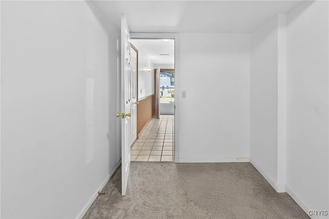 4252 Vega Course, Clay, New York 13090, Clay, New York 13090, 3 Bedrooms Bedrooms, 9 Rooms Rooms,1 BathroomBathrooms,Residential,For Sale,4252 Vega Course, Clay, New York 13090,S1623179
