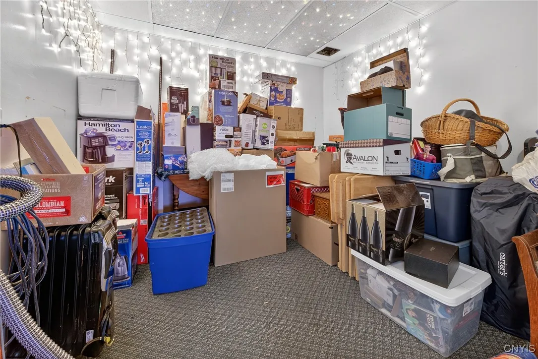 4252 Vega Course, Clay, New York 13090, Clay, New York 13090, 3 Bedrooms Bedrooms, 9 Rooms Rooms,1 BathroomBathrooms,Residential,For Sale,4252 Vega Course, Clay, New York 13090,S1623179
