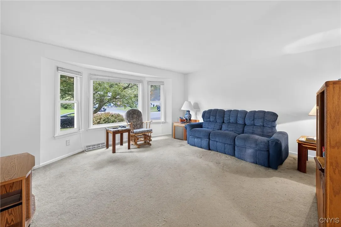 4252 Vega Course, Clay, New York 13090, Clay, New York 13090, 3 Bedrooms Bedrooms, 9 Rooms Rooms,1 BathroomBathrooms,Residential,For Sale,4252 Vega Course, Clay, New York 13090,S1623179
