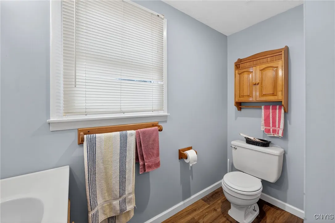 4252 Vega Course, Clay, New York 13090, Clay, New York 13090, 3 Bedrooms Bedrooms, 9 Rooms Rooms,1 BathroomBathrooms,Residential,For Sale,4252 Vega Course, Clay, New York 13090,S1623179