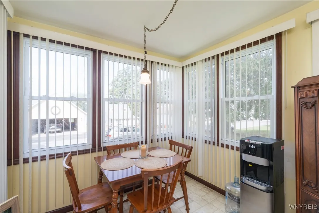 Dining area/morning room