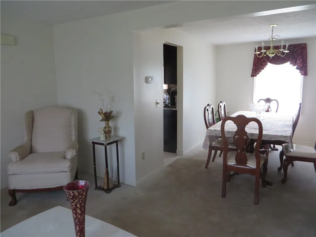 59 Cattaragus Drive, Henrietta, New York 14623, Henrietta, New York 14623, 4 Bedrooms Bedrooms, 7 Rooms Rooms,2 BathroomsBathrooms,Residential,For Sale,59 Cattaragus Drive, Henrietta, New York 14623,R1622892