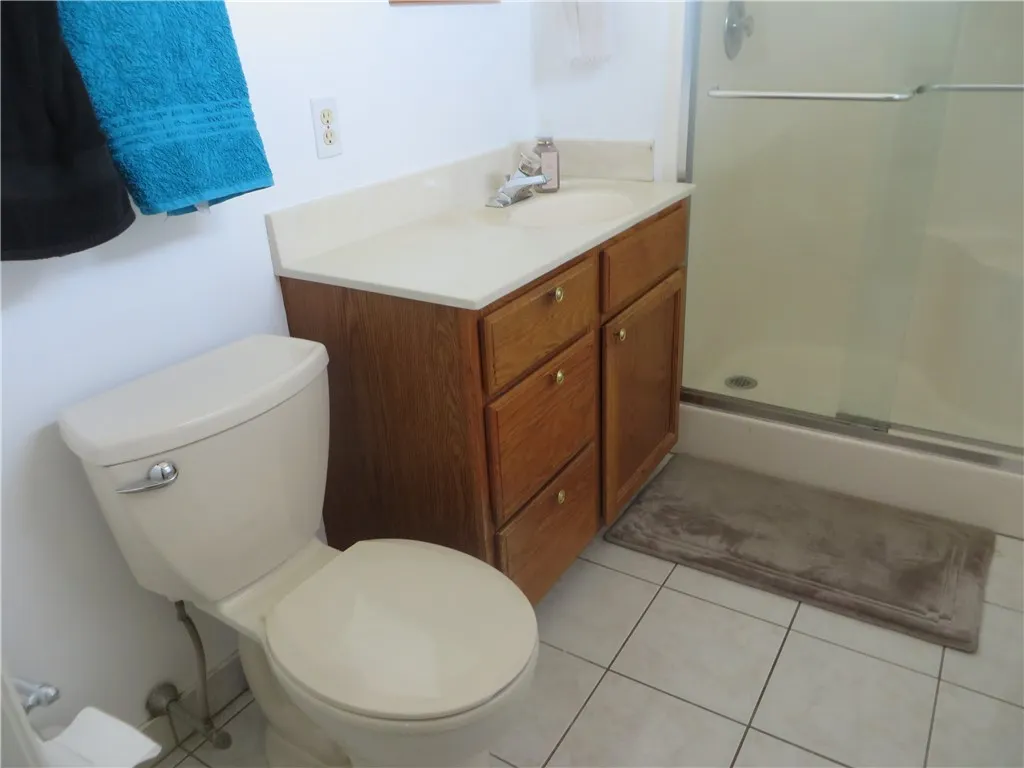 59 Cattaragus Drive, Henrietta, New York 14623, Henrietta, New York 14623, 4 Bedrooms Bedrooms, 7 Rooms Rooms,2 BathroomsBathrooms,Residential,For Sale,59 Cattaragus Drive, Henrietta, New York 14623,R1622892
