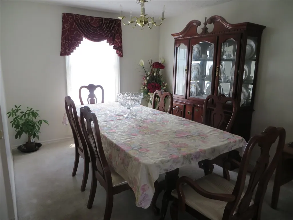 59 Cattaragus Drive, Henrietta, New York 14623, Henrietta, New York 14623, 4 Bedrooms Bedrooms, 7 Rooms Rooms,2 BathroomsBathrooms,Residential,For Sale,59 Cattaragus Drive, Henrietta, New York 14623,R1622892