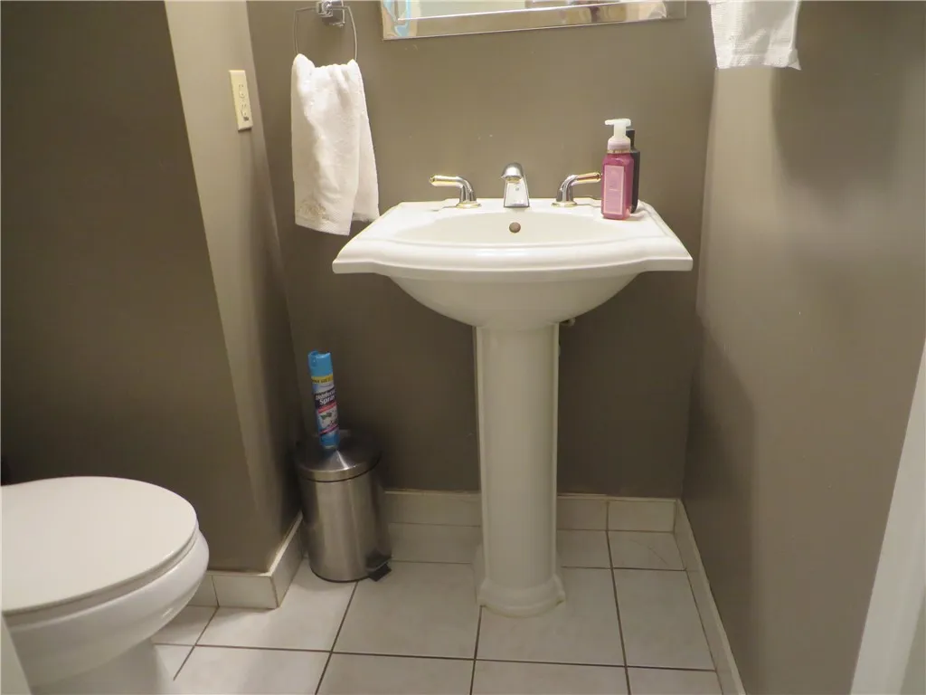 59 Cattaragus Drive, Henrietta, New York 14623, Henrietta, New York 14623, 4 Bedrooms Bedrooms, 7 Rooms Rooms,2 BathroomsBathrooms,Residential,For Sale,59 Cattaragus Drive, Henrietta, New York 14623,R1622892