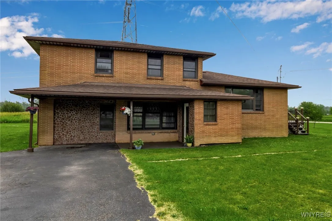 6393 Aiken Road, Pendleton, New York 14094, Pendleton, New York 14094, 4 Bedrooms Bedrooms, 6 Rooms Rooms,2 BathroomsBathrooms,Residential,For Sale,6393 Aiken Road, Pendleton, New York 14094,B1623464