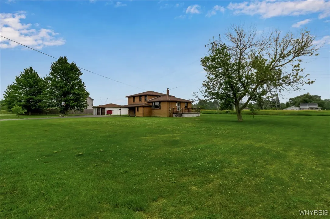 6393 Aiken Road, Pendleton, New York 14094, Pendleton, New York 14094, 4 Bedrooms Bedrooms, 6 Rooms Rooms,2 BathroomsBathrooms,Residential,For Sale,6393 Aiken Road, Pendleton, New York 14094,B1623464