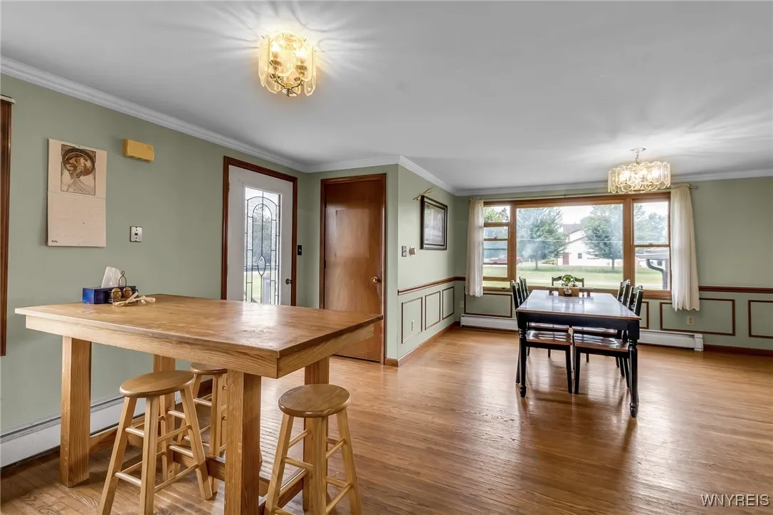 6393 Aiken Road, Pendleton, New York 14094, Pendleton, New York 14094, 4 Bedrooms Bedrooms, 6 Rooms Rooms,2 BathroomsBathrooms,Residential,For Sale,6393 Aiken Road, Pendleton, New York 14094,B1623464