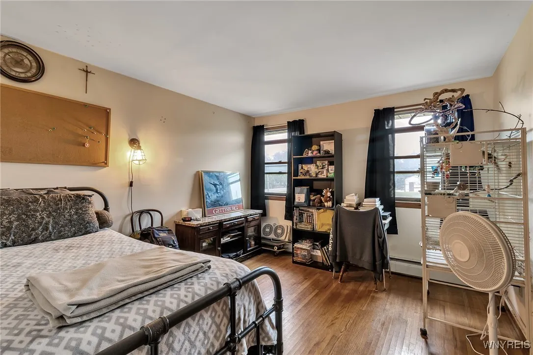6393 Aiken Road, Pendleton, New York 14094, Pendleton, New York 14094, 4 Bedrooms Bedrooms, 6 Rooms Rooms,2 BathroomsBathrooms,Residential,For Sale,6393 Aiken Road, Pendleton, New York 14094,B1623464