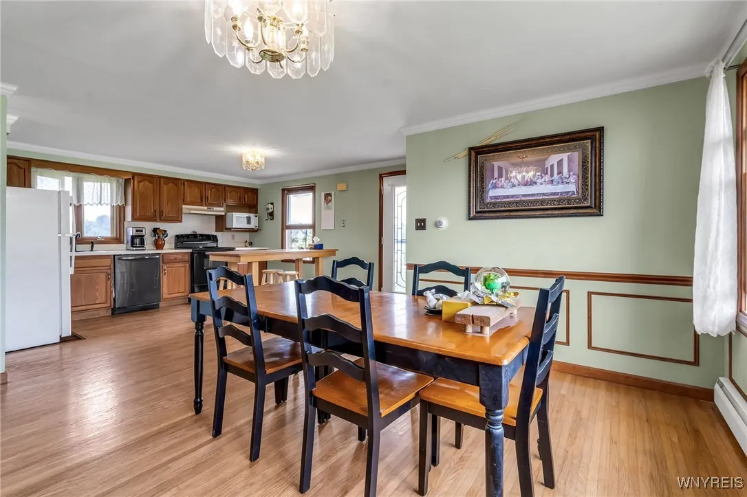 6393 Aiken Road, Pendleton, New York 14094, Pendleton, New York 14094, 4 Bedrooms Bedrooms, 6 Rooms Rooms,2 BathroomsBathrooms,Residential,For Sale,6393 Aiken Road, Pendleton, New York 14094,B1623464