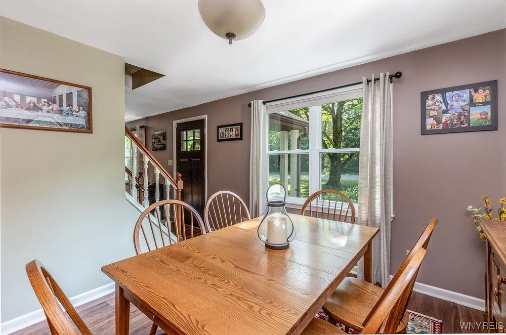 4944 Abbott Road, Orchard Park, New York 14127, Orchard Park, New York 14127, 4 Bedrooms Bedrooms, 10 Rooms Rooms,2 BathroomsBathrooms,Residential,For Sale,4944 Abbott Road, Orchard Park, New York 14127,B1623414