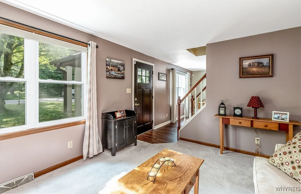 4944 Abbott Road, Orchard Park, New York 14127, Orchard Park, New York 14127, 4 Bedrooms Bedrooms, 10 Rooms Rooms,2 BathroomsBathrooms,Residential,For Sale,4944 Abbott Road, Orchard Park, New York 14127,B1623414