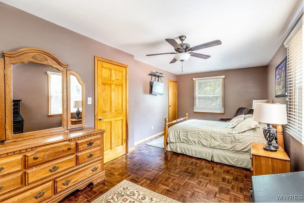 4944 Abbott Road, Orchard Park, New York 14127, Orchard Park, New York 14127, 4 Bedrooms Bedrooms, 10 Rooms Rooms,2 BathroomsBathrooms,Residential,For Sale,4944 Abbott Road, Orchard Park, New York 14127,B1623414
