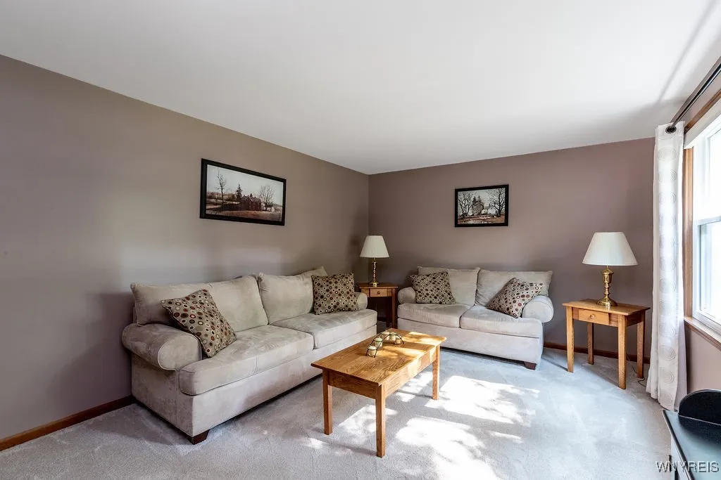 4944 Abbott Road, Orchard Park, New York 14127, Orchard Park, New York 14127, 4 Bedrooms Bedrooms, 10 Rooms Rooms,2 BathroomsBathrooms,Residential,For Sale,4944 Abbott Road, Orchard Park, New York 14127,B1623414
