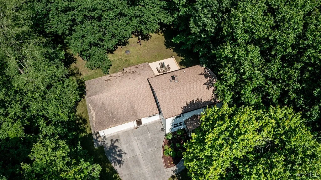 4944 Abbott Road, Orchard Park, New York 14127, Orchard Park, New York 14127, 4 Bedrooms Bedrooms, 10 Rooms Rooms,2 BathroomsBathrooms,Residential,For Sale,4944 Abbott Road, Orchard Park, New York 14127,B1623414