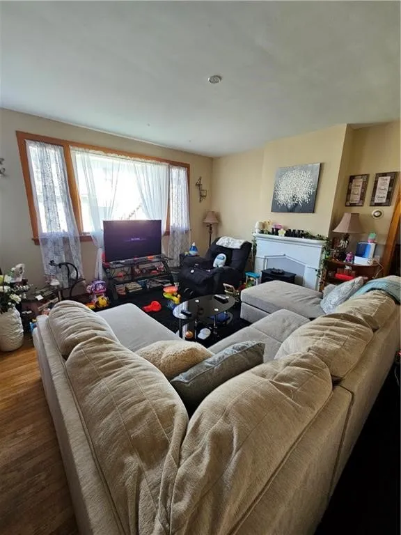 67 High Street, Geneva City, New York 14456, Geneva City, New York 14456, 4 Bedrooms Bedrooms, 123 Rooms Rooms,2 BathroomsBathrooms,Residential,For Sale,67 High Street, Geneva City, New York 14456,R1623315