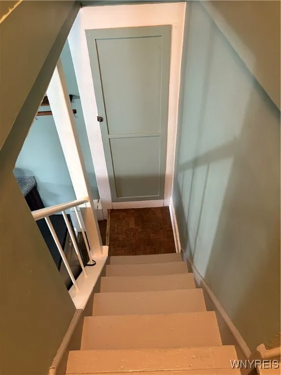 6 Copeland Place, Buffalo, New York 14207, Buffalo, New York 14207, 3 Bedrooms Bedrooms, 7 Rooms Rooms,1 BathroomBathrooms,Residential,For Sale,6 Copeland Place, Buffalo, New York 14207,B1623522