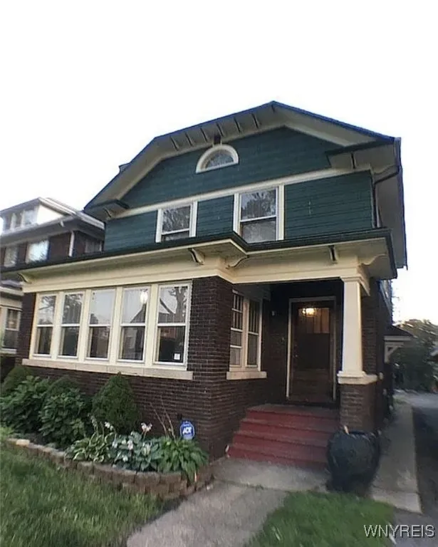 641 Orchard Parkway, Niagara Falls, New York 14301, Niagara Falls, New York 14301, 3 Bedrooms Bedrooms, 7 Rooms Rooms,1 BathroomBathrooms,Residential,For Sale,641 Orchard Parkway, Niagara Falls, New York 14301,B1623509