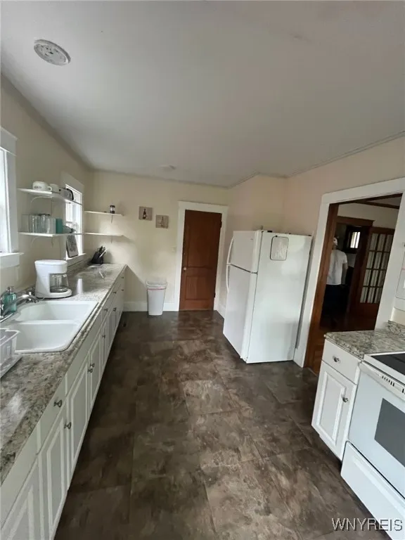 641 Orchard Parkway, Niagara Falls, New York 14301, Niagara Falls, New York 14301, 3 Bedrooms Bedrooms, 7 Rooms Rooms,1 BathroomBathrooms,Residential,For Sale,641 Orchard Parkway, Niagara Falls, New York 14301,B1623509