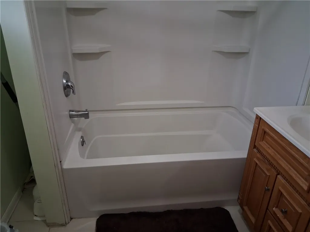 99 Westfield Street, Rochester, New York 14619, Rochester, New York 14619, 3 Bedrooms Bedrooms, 6 Rooms Rooms,1 BathroomBathrooms,Residential,For Sale,99 Westfield Street, Rochester, New York 14619,R1623336