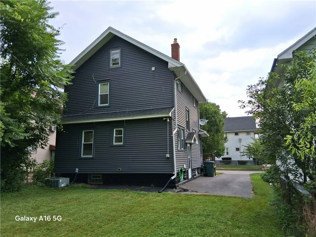 99 Westfield Street, Rochester, New York 14619, Rochester, New York 14619, 3 Bedrooms Bedrooms, 6 Rooms Rooms,1 BathroomBathrooms,Residential,For Sale,99 Westfield Street, Rochester, New York 14619,R1623336