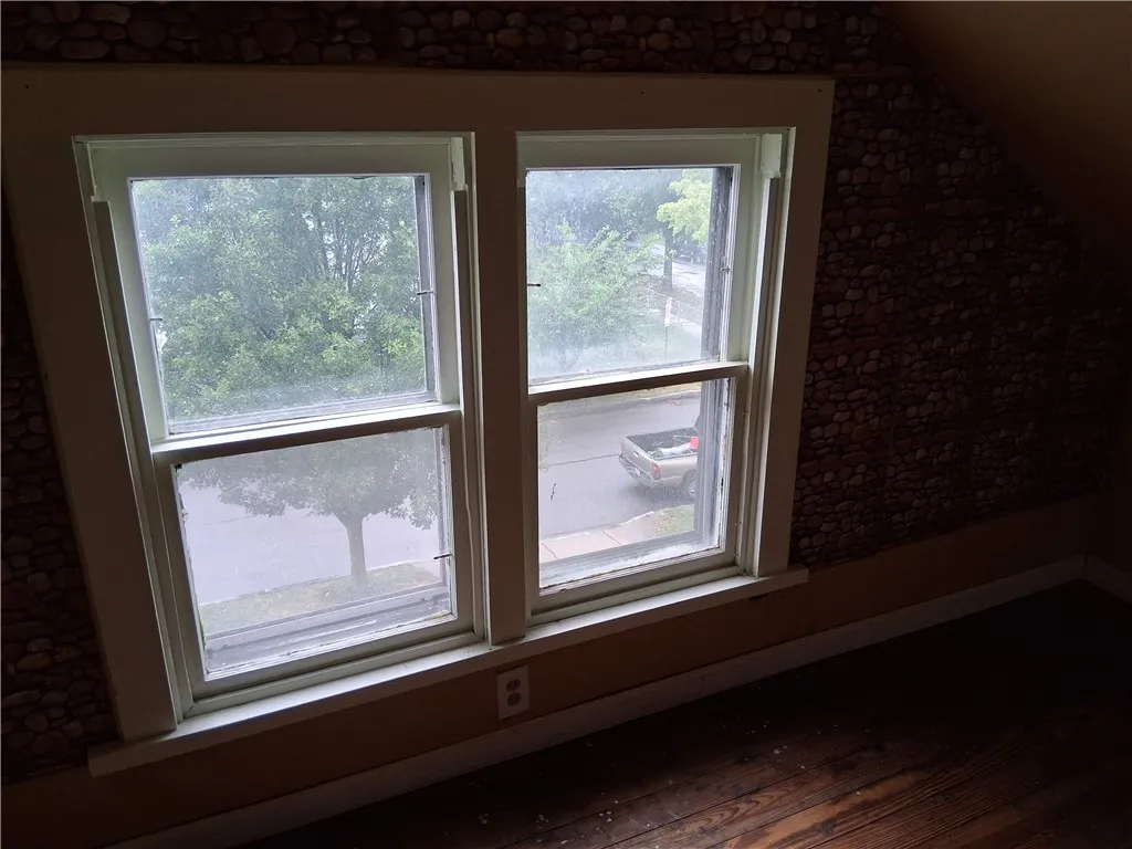 99 Westfield Street, Rochester, New York 14619, Rochester, New York 14619, 3 Bedrooms Bedrooms, 6 Rooms Rooms,1 BathroomBathrooms,Residential,For Sale,99 Westfield Street, Rochester, New York 14619,R1623336