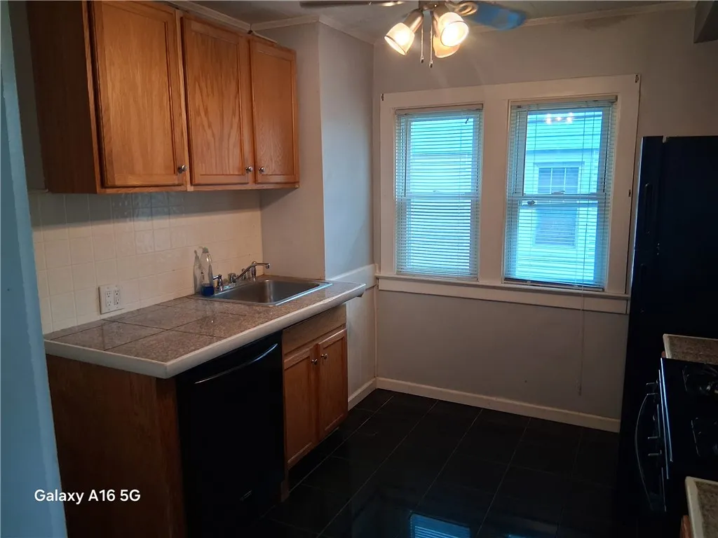 99 Westfield Street, Rochester, New York 14619, Rochester, New York 14619, 3 Bedrooms Bedrooms, 6 Rooms Rooms,1 BathroomBathrooms,Residential,For Sale,99 Westfield Street, Rochester, New York 14619,R1623336