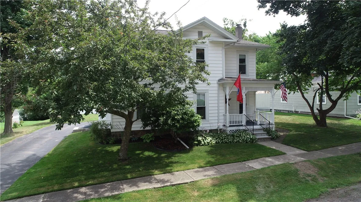 17 Elizabeth Street, Naples, New York 14512, Naples, New York 14512, 4 Bedrooms Bedrooms, 10 Rooms Rooms,1 BathroomBathrooms,Residential,Closed,17 Elizabeth Street, Naples, New York 14512,0,R1623136