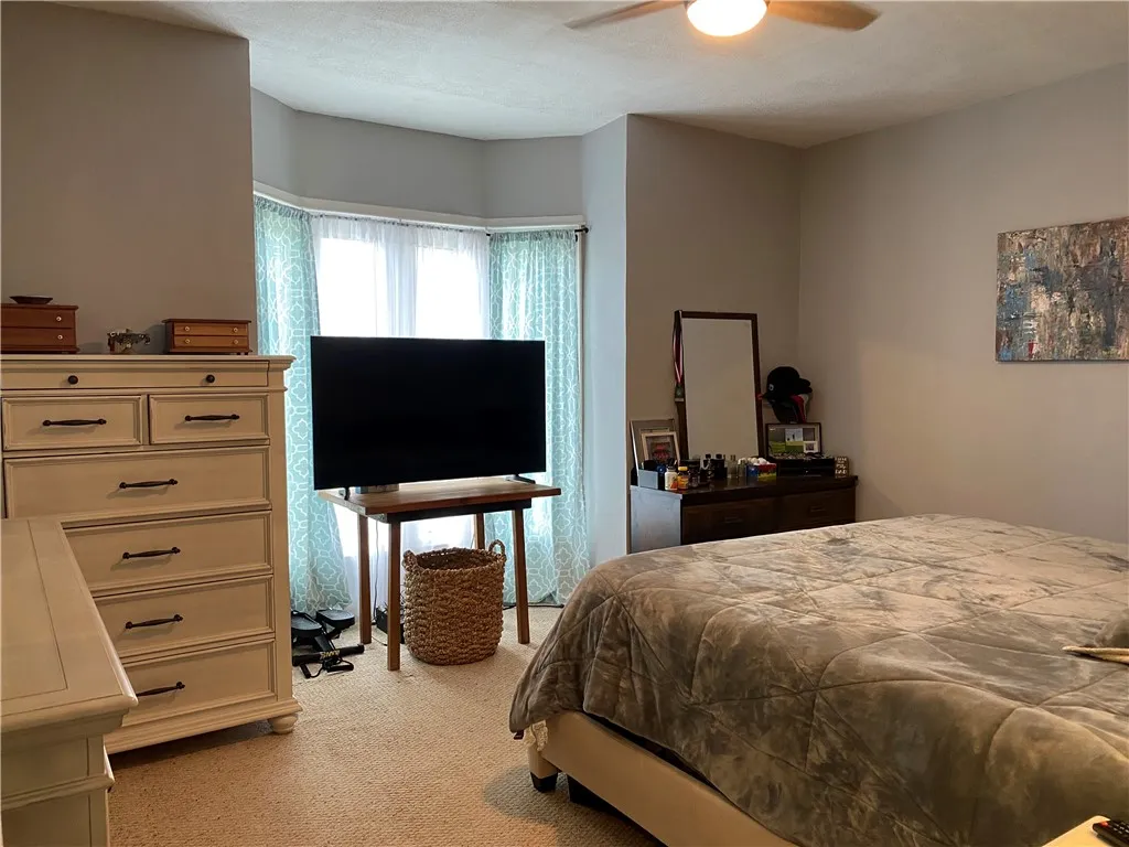 17 Elizabeth Street, Naples, New York 14512, Naples, New York 14512, 4 Bedrooms Bedrooms, 10 Rooms Rooms,1 BathroomBathrooms,Residential,Closed,17 Elizabeth Street, Naples, New York 14512,0,R1623136