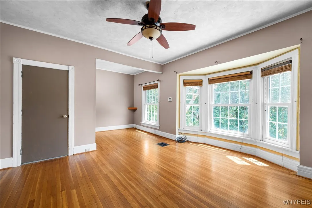 68 Norwood Avenue, Buffalo, New York 14222, Buffalo, New York 14222, 7 Bedrooms Bedrooms, 12 Rooms Rooms,3 BathroomsBathrooms,Residential,Closed,68 Norwood Avenue, Buffalo, New York 14222,0,B1623294