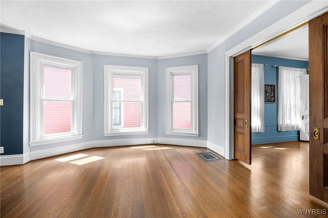 68 Norwood Avenue, Buffalo, New York 14222, Buffalo, New York 14222, 7 Bedrooms Bedrooms, 12 Rooms Rooms,3 BathroomsBathrooms,Residential,Closed,68 Norwood Avenue, Buffalo, New York 14222,0,B1623294