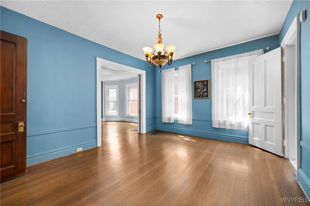 68 Norwood Avenue, Buffalo, New York 14222, Buffalo, New York 14222, 7 Bedrooms Bedrooms, 12 Rooms Rooms,3 BathroomsBathrooms,Residential,Closed,68 Norwood Avenue, Buffalo, New York 14222,0,B1623294