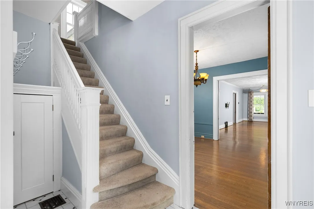 68 Norwood Avenue, Buffalo, New York 14222, Buffalo, New York 14222, 7 Bedrooms Bedrooms, 12 Rooms Rooms,3 BathroomsBathrooms,Residential,Closed,68 Norwood Avenue, Buffalo, New York 14222,0,B1623294