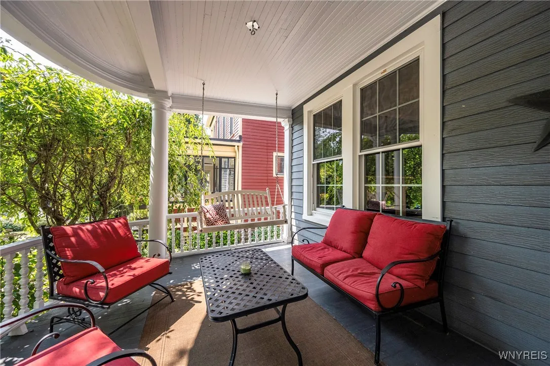 68 Norwood Avenue, Buffalo, New York 14222, Buffalo, New York 14222, 7 Bedrooms Bedrooms, 12 Rooms Rooms,3 BathroomsBathrooms,Residential,Closed,68 Norwood Avenue, Buffalo, New York 14222,0,B1623294