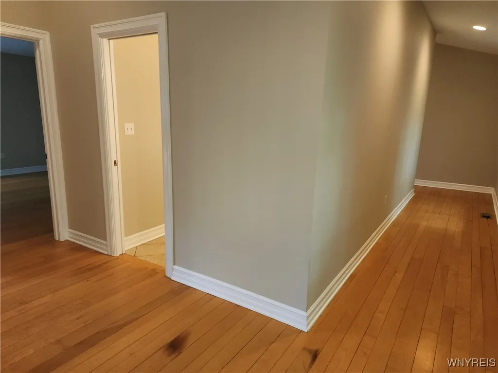 6731 Chestnut Ridge Road, Orchard Park, New York 1, Orchard Park, New York 14127, 6 Bedrooms Bedrooms, 17 Rooms Rooms,5 BathroomsBathrooms,Residential,For Sale,6731 Chestnut Ridge Road, Orchard Park, New York 1,B1623537