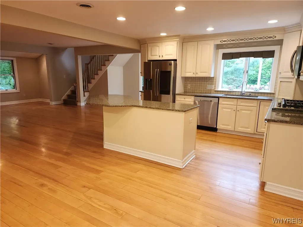 6731 Chestnut Ridge Road, Orchard Park, New York 1, Orchard Park, New York 14127, 6 Bedrooms Bedrooms, 17 Rooms Rooms,5 BathroomsBathrooms,Residential,For Sale,6731 Chestnut Ridge Road, Orchard Park, New York 1,B1623537
