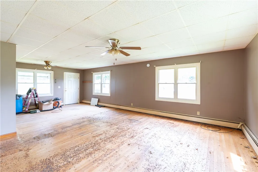 3 Crescent Place, Almond, New York 14804, Almond, New York 14804, 2 Bedrooms Bedrooms, 4 Rooms Rooms,1 BathroomBathrooms,Residential,For Sale,3 Crescent Place, Almond, New York 14804,R1621842