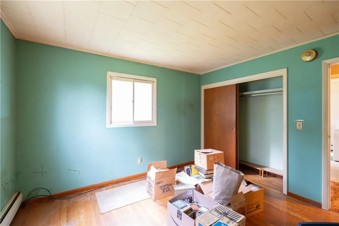 3 Crescent Place, Almond, New York 14804, Almond, New York 14804, 2 Bedrooms Bedrooms, 4 Rooms Rooms,1 BathroomBathrooms,Residential,For Sale,3 Crescent Place, Almond, New York 14804,R1621842