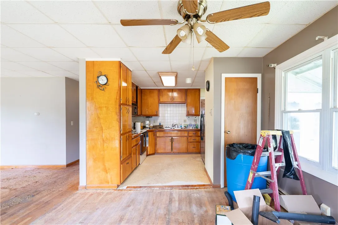 3 Crescent Place, Almond, New York 14804, Almond, New York 14804, 2 Bedrooms Bedrooms, 4 Rooms Rooms,1 BathroomBathrooms,Residential,For Sale,3 Crescent Place, Almond, New York 14804,R1621842